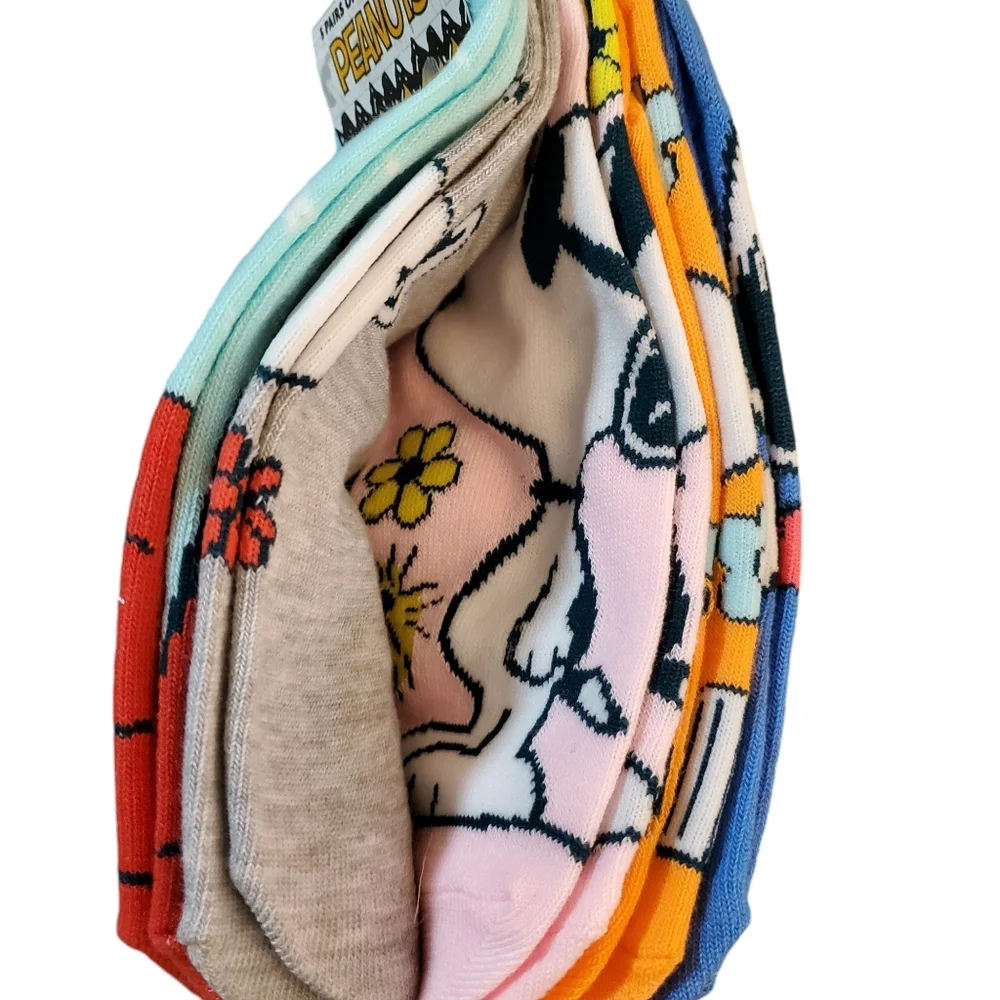Peanuts Snoopy, Joe Cool, Woodstock Low Cut Socks 5 Pairs New Women‎